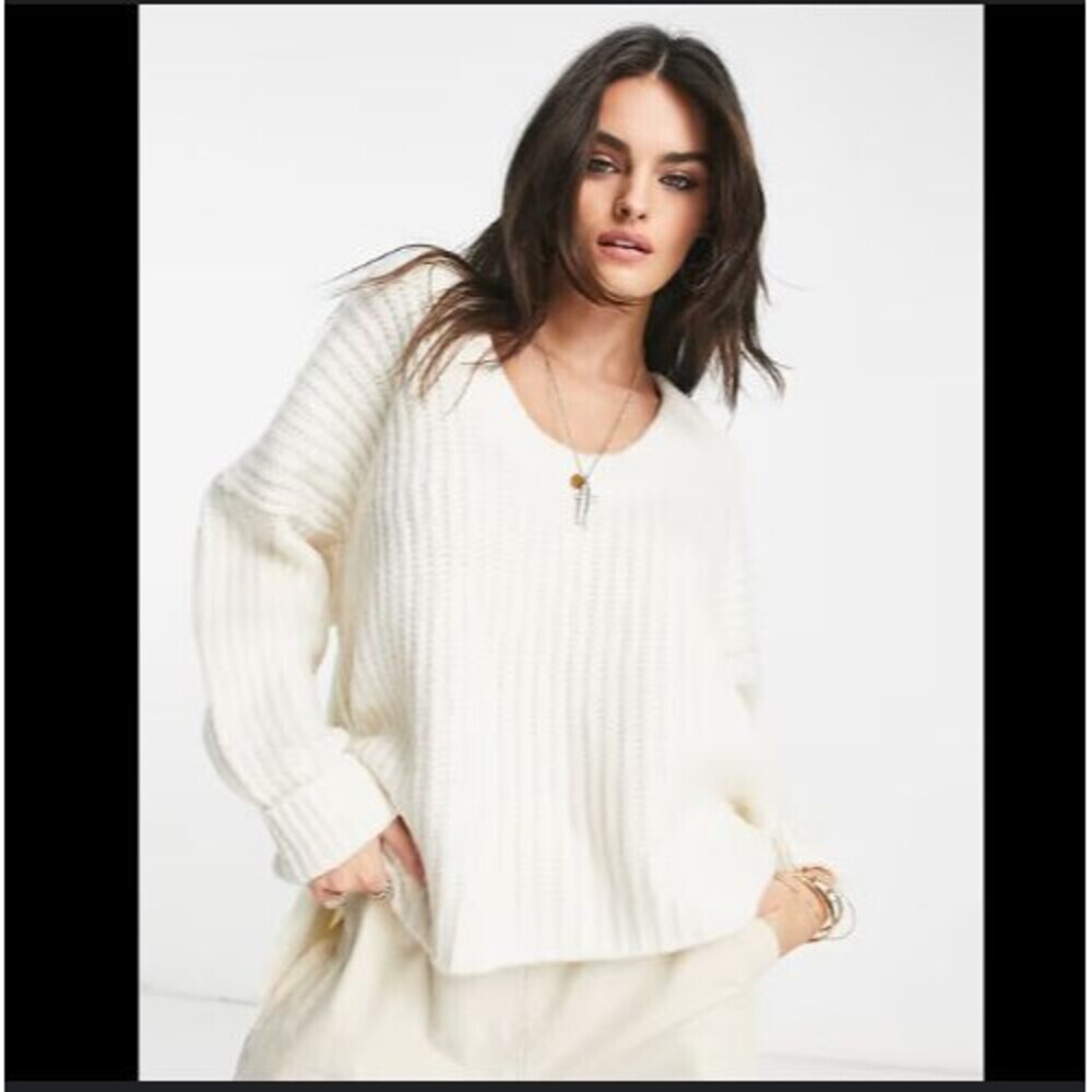 Free People Blue Bell V Neck Sweater in Ivory Size Large - Picture 7 of 12